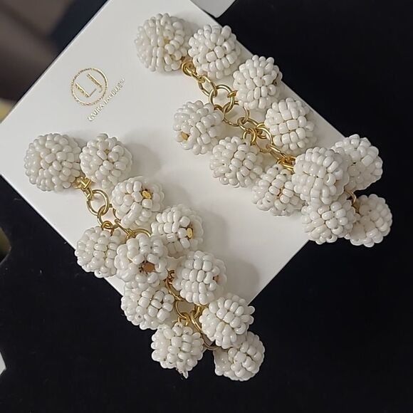Fashion Laura Janelle white grape drop earrings - Picture 1 of 3